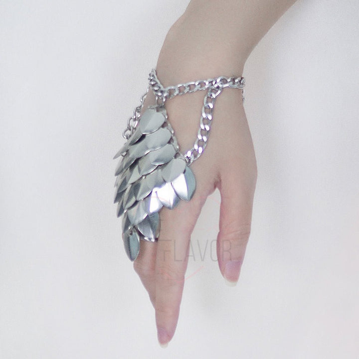 Pre - Order Iron Maiden Wrist Cuffs Steel Chainmail Scalemail - MOEFLAVOR - Waifu Inspired Fashion and Lingerie Store