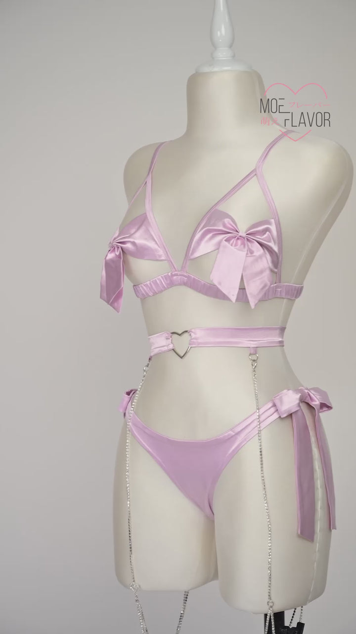 Present Bow Lingerie Set