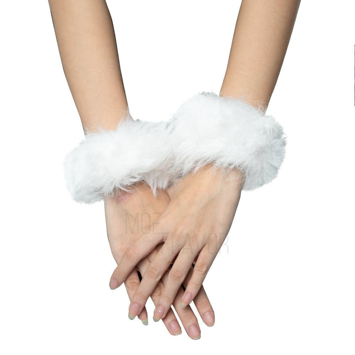 Winter Plush Cow Wrist Cuffs - MOEFLAVOR - Waifu Inspired Fashion and Lingerie Store
